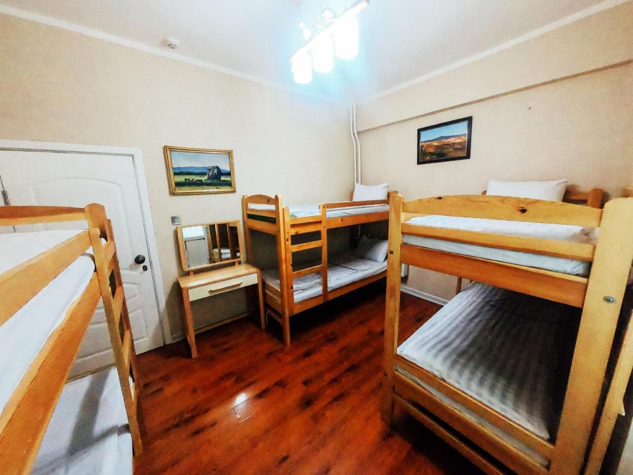 Top Tour & Guesthouse Mongolia Ulaanbaatar Exterior photo
